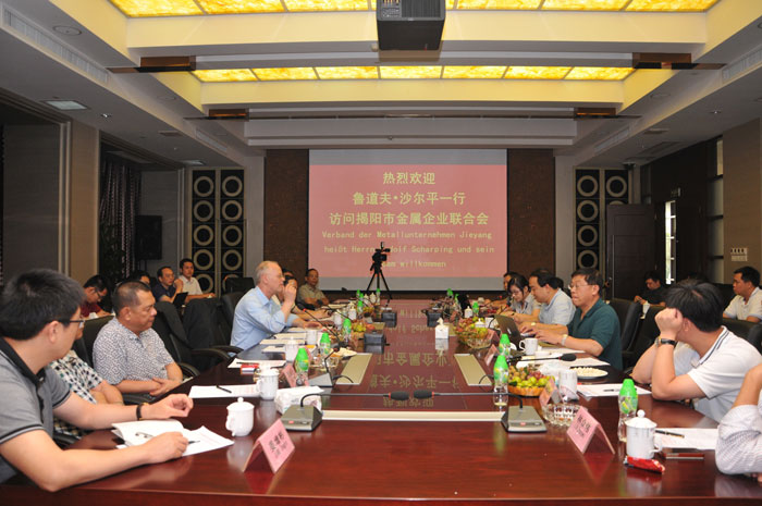 ɳ��ƽ����ε��L��� ��е�����I(l��ng)�����