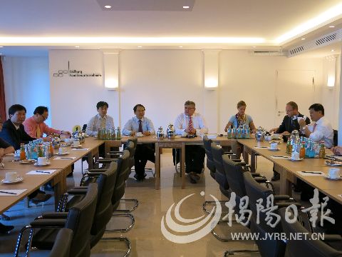 ��������ց��ˡ���ꐖ|�ʽ���н�(j��ng)�Q(m��o)����F(tu��n)���L��