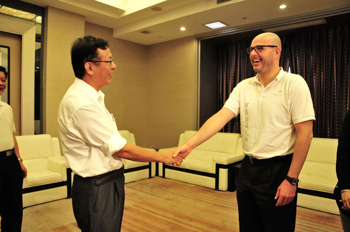 ��(gu��)�ͷ������е½�(j��ng)��(j��)�Ļ��f(xi��)��(hu��)��(zh��)����ϯʩ�ĸ��W���L��(w��n)