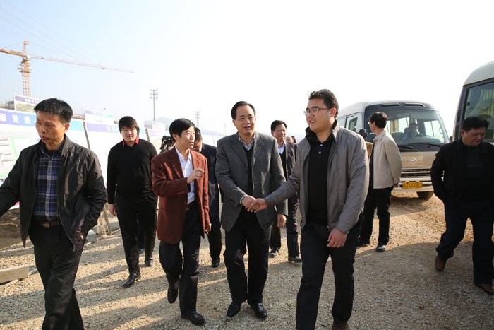 ꖽ��п���F(tu��n)һ���W�ҿ���:�W(xu��)��(x��)���b���н�����I(y��)�l(f��)չģʽ