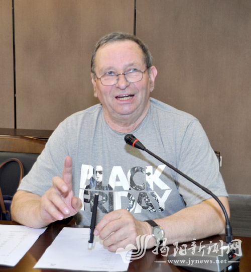 德國高級專家Ost:發(fā)展需要更多高素質(zhì)人才